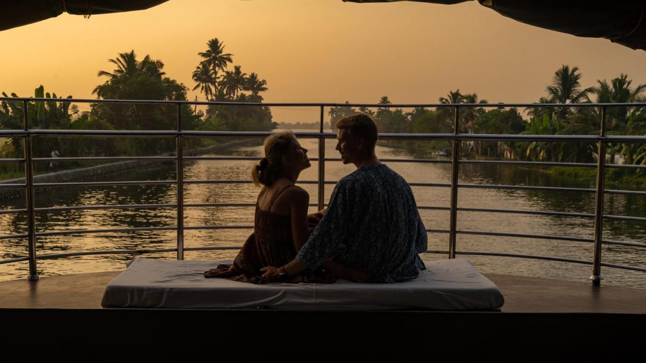 Kera Houseboats Alleppey Alappuzha Ngoại thất bức ảnh