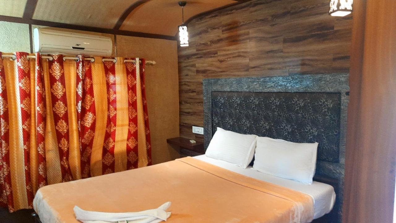 Kera Houseboats Alleppey Alappuzha Ngoại thất bức ảnh