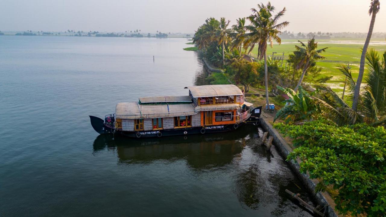 Kera Houseboats Alleppey Alappuzha Ngoại thất bức ảnh