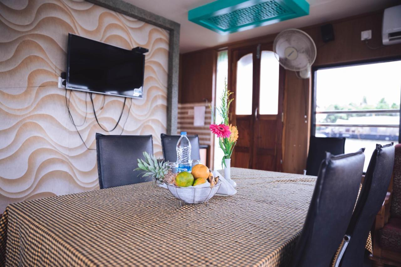 Kera Houseboats Alleppey Alappuzha Ngoại thất bức ảnh