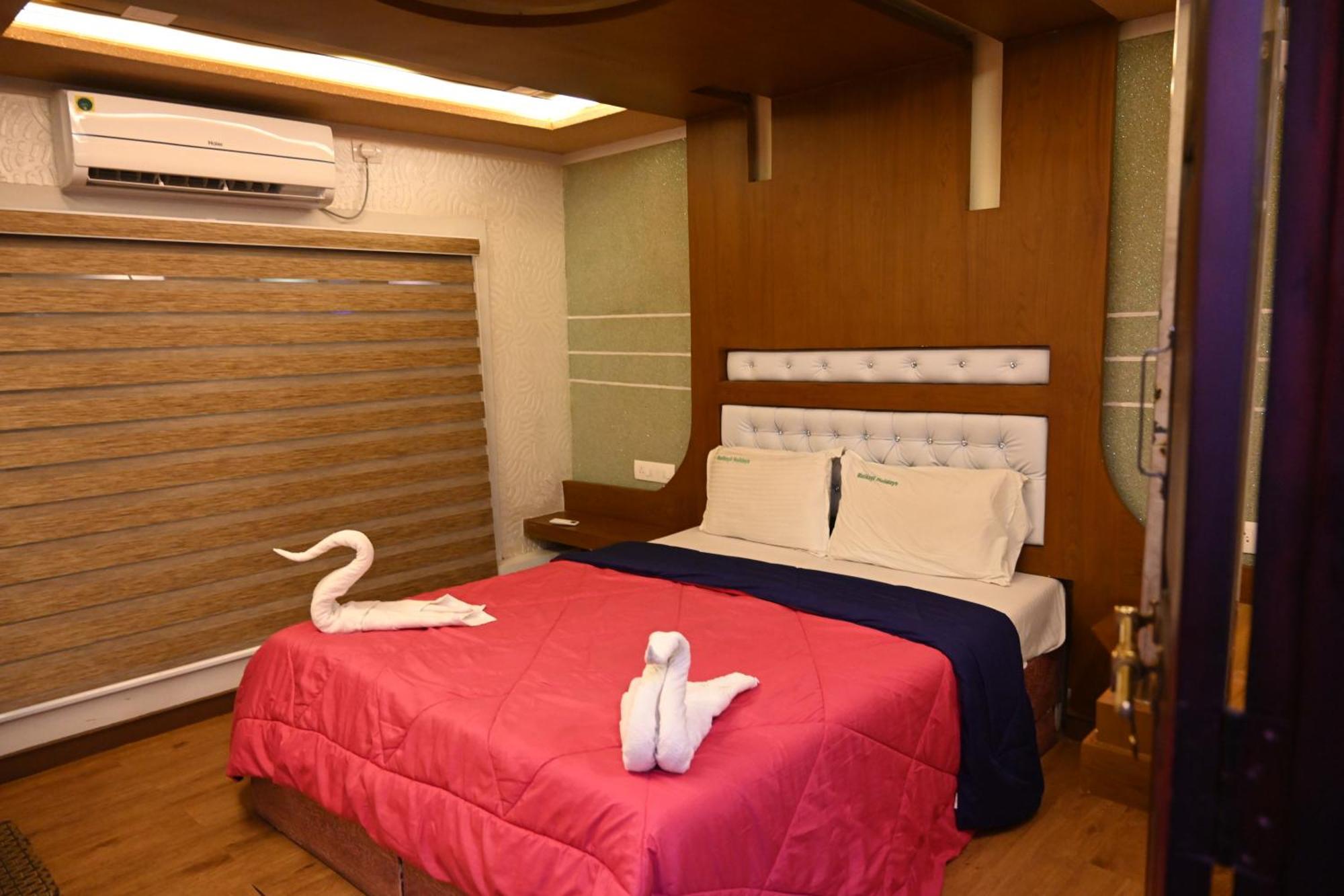 Kera Houseboats Alleppey Alappuzha Ngoại thất bức ảnh