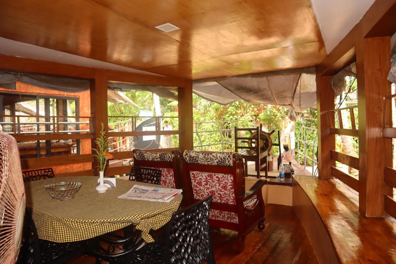 Kera Houseboats Alleppey Alappuzha Ngoại thất bức ảnh