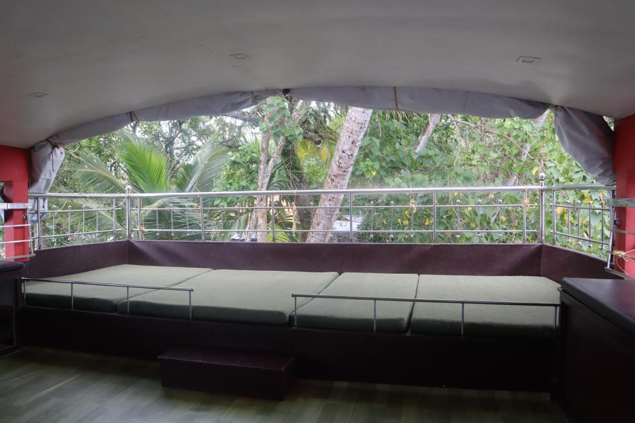 Kera Houseboats Alleppey Alappuzha Ngoại thất bức ảnh