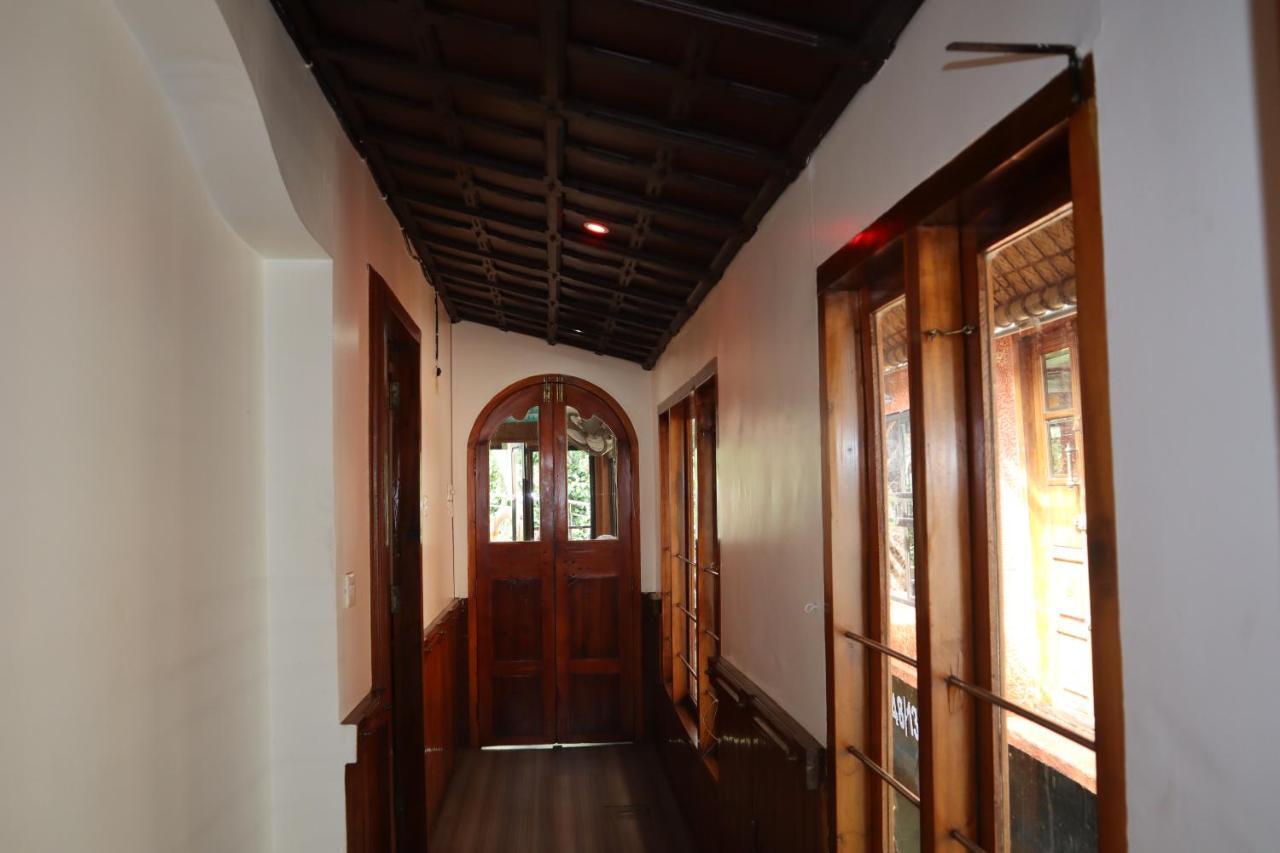 Kera Houseboats Alleppey Alappuzha Ngoại thất bức ảnh