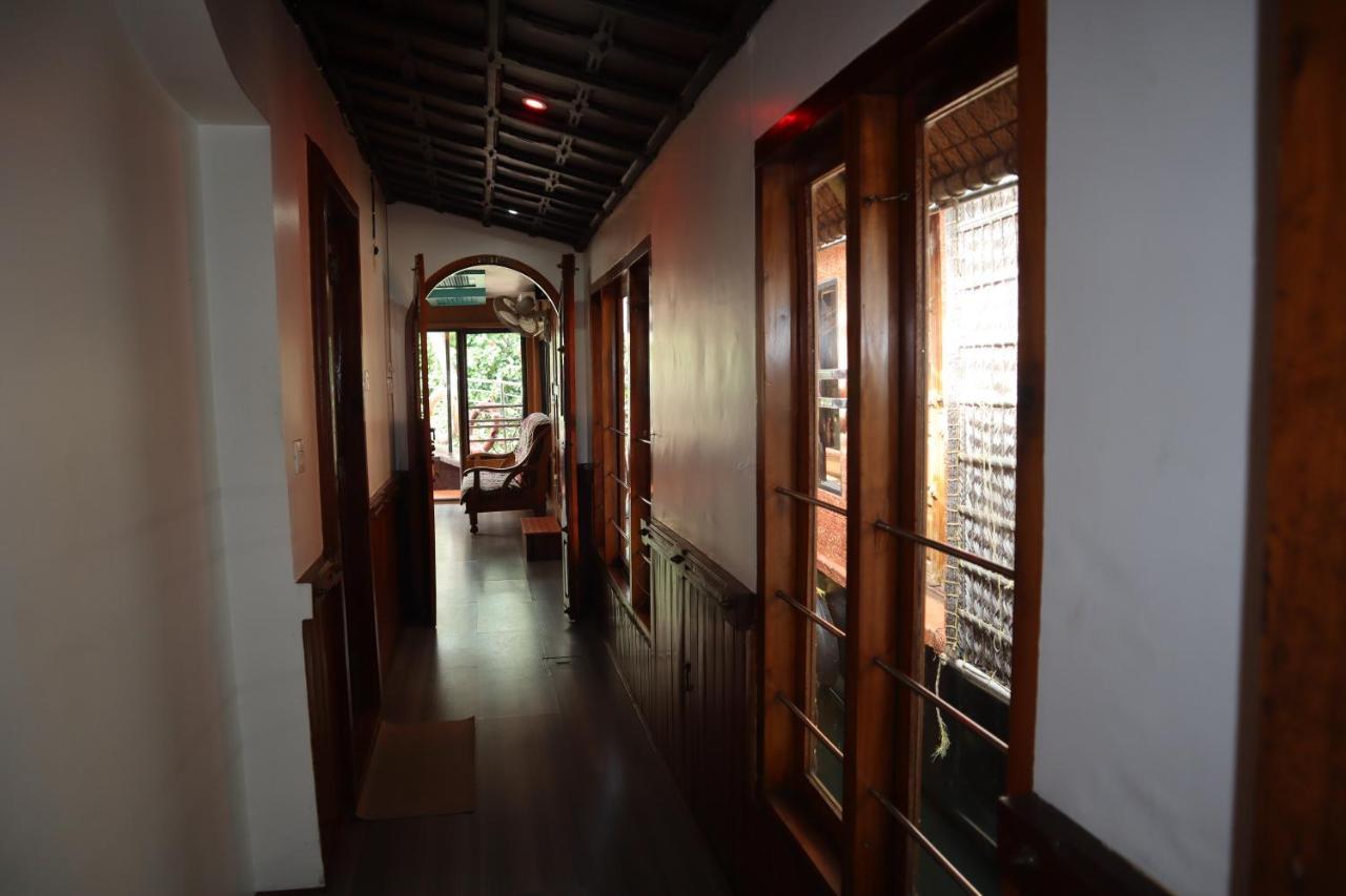 Kera Houseboats Alleppey Alappuzha Ngoại thất bức ảnh